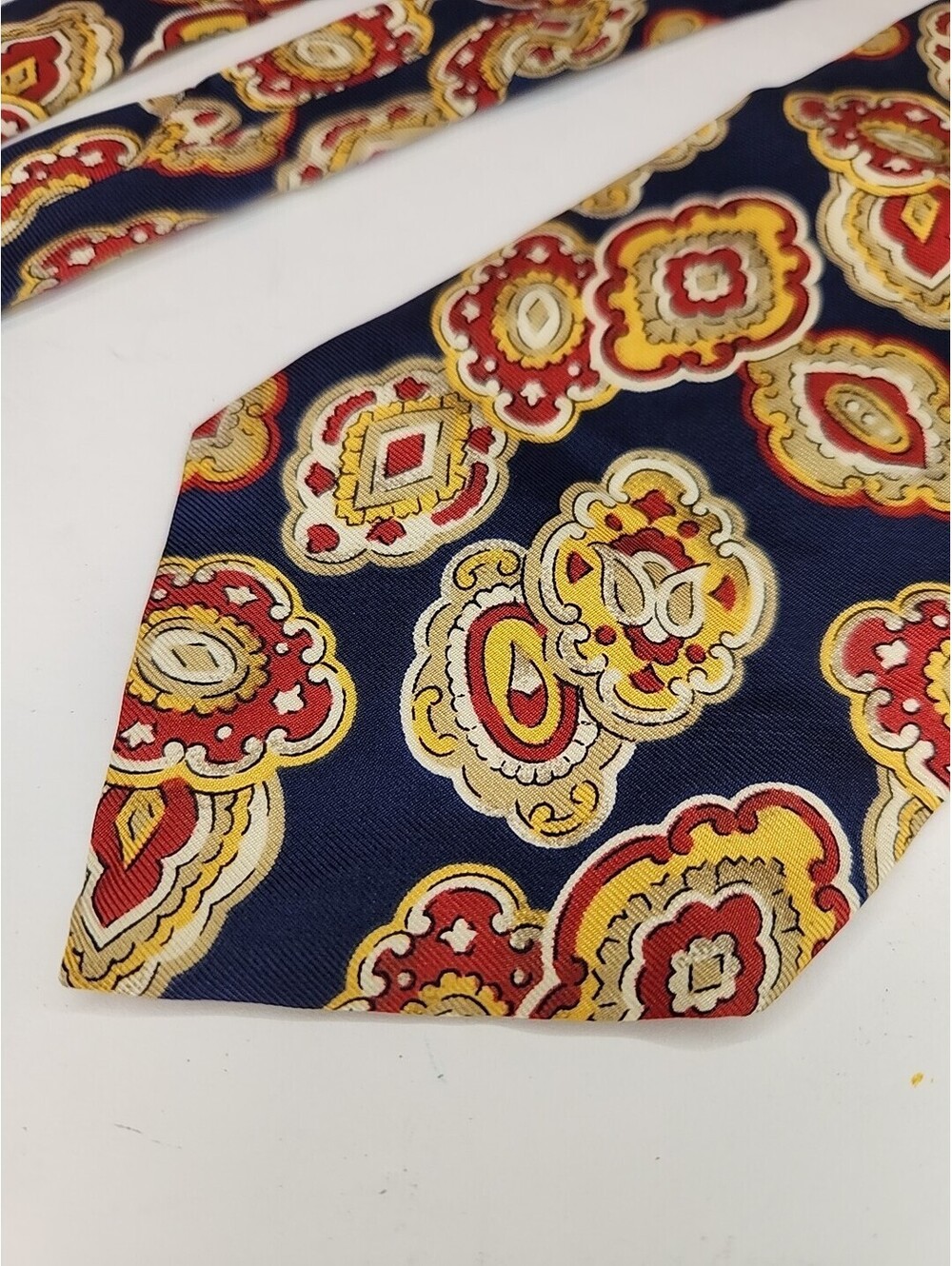 Christian Dior Monsieur Men's All Silk Paisley Necktie Navy Gld Red Made In USA
